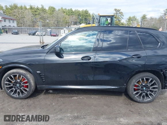 2025 BMW X5 xDrive40i with VIN 5UX23EU03S9Z21861, listed as a IAAI auction lot 41852928 with 992 mi miles and . Bid and sale history available at DreamBid. Image 15.