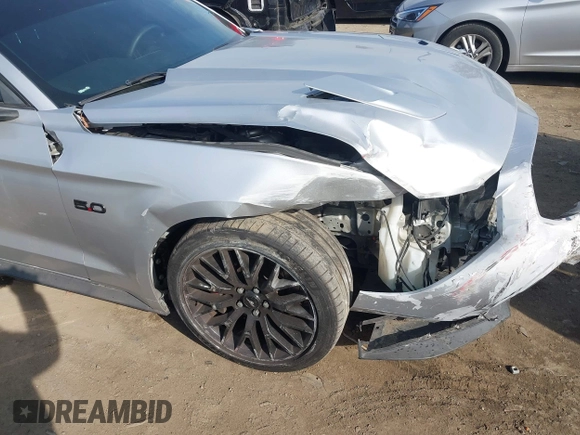 2015 Ford Mustang GT z VIN 1FA6P8CF5F5431729, wystawiony jako IAAI lot #41479277 z przebiegiem 108 809 mil mil oraz . Historia ofert i sprzedaży dostępna na DreamBid. Obrazek 18.
