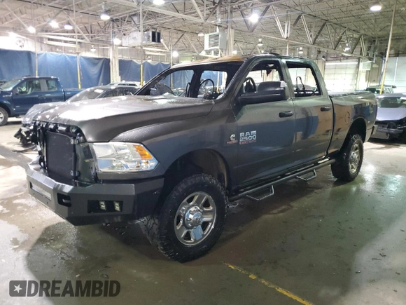 2017 Ram 2500 Tradesman z VIN 3C6UR5CL9HG639020, wystawiony jako Copart lot #47139375 z przebiegiem Nie podano mil oraz Czysty tytuł • Clean title. Historia ofert i sprzedaży dostępna na DreamBid. Obrazek 1.