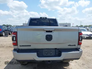 2024 Ram 2500 Laramie with VIN 3C6UR5FLXRG345851, listed as a IAAI auction lot 42222678 with 42,776 mi miles and . Bid and sale history available at DreamBid. Image 16.