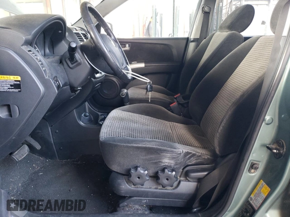 2005 Kia Sportage LX with VIN KNDJF723957135799, listed as a Copart auction lot 76531124 with 278,886 mi miles and Clean Title. Bid and sale history available at carsss.com. Image 7.