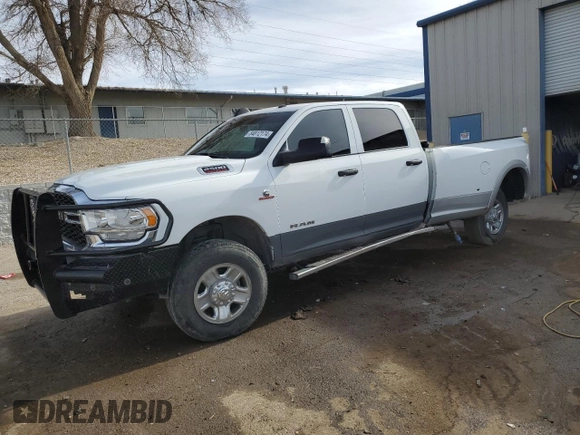 2022 Ram 2500 Tradesman with VIN 3C6UR5HL7NG273921, listed as a Copart auction lot 84812174 with 33,986 mi miles and Clean title. Bid and sale history available at DreamBid. Image 1.