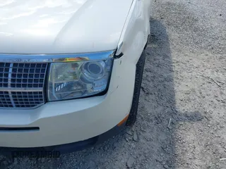 2007 Lincoln MKX with VIN 2LMDU88CX7BJ22585, listed as a IAAI auction lot 42061572 with 148,029 mi miles. Bid and sale history available at carsss.com. Image 15.