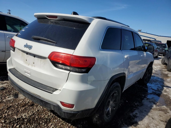 2014 Jeep Grand Cherokee Laredo with VIN 1C4RJFAG0EC110085, listed as a Copart auction lot 48519475 with 192,189 mi miles and Non Repairable. Bid and sale history available at carsss.com. Image 3.