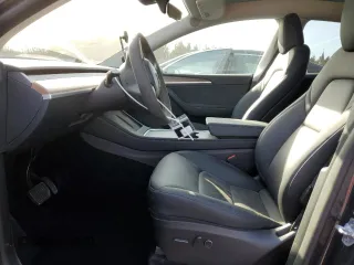 2024 Tesla Model Y Long Range with VIN 7SAYGDEE4RA281227, listed as a Copart auction lot 48356305 with 16,839 mi miles and Salvage Title. Bid and sale history available at DreamBid. Image 7.