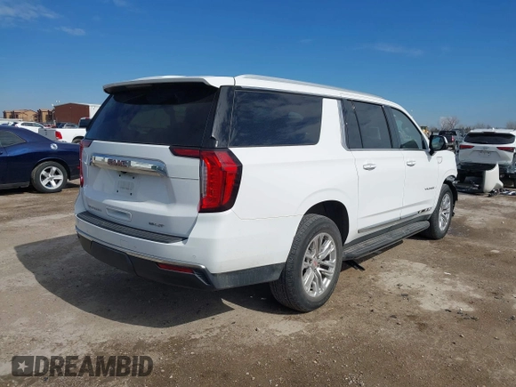 2021 GMC Yukon XL SLT with VIN 1GKS1GKD6MR100561, listed as a IAAI auction lot 41609215 with 37,429 mi miles and . Bid and sale history available at carsss.com. Image 4.
