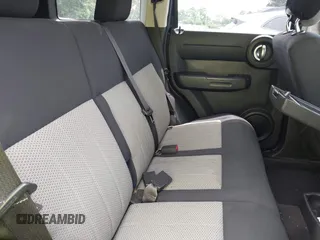 2010 Dodge Nitro SE z VIN 1D4PU2GK0AW142999, wystawiony jako IAAI lot #42549000 z przebiegiem 87 577 mil mil oraz . Historia ofert i sprzedaży dostępna na DreamBid. Obrazek 8.