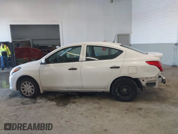 2016 Nissan Versa SV with VIN 3N1CN7AP8GL899483, listed as a IAAI auction lot 41525896 with 72,542 mi miles. Bid and sale history available at carsss.com. Image 14.