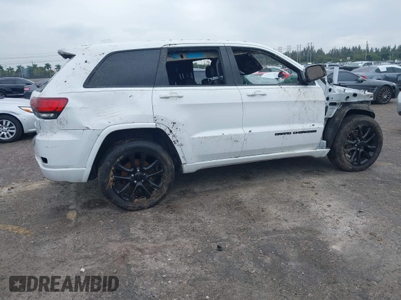 2018 Jeep Grand Cherokee Laredo E with VIN 1C4RJEAG4JC153297, listed as a IAAI auction lot 41364545 with Not provided miles and . Bid and sale history available at DreamBid. Image 4.