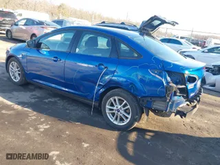 2018 Ford Focus SE with VIN 1FADP3FEXJL202237, listed as a IAAI auction lot 41589240 with 107,395 mi miles. Bid and sale history available at carsss.com. Image 3.