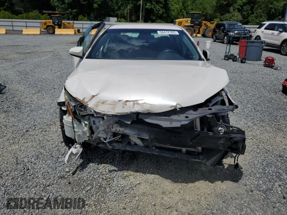 2015 Toyota Camry XLE z VIN 4T1BF1FK8FU044038, wystawiony jako Copart lot #56412165 z przebiegiem 68 363 mil mil oraz Czysty tytuł • Clean title. Historia ofert i sprzedaży dostępna na DreamBid. Obrazek 5.