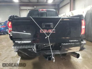 2019 GMC Sierra 2500HD Denali with VIN 1GT12SEY2KF219941, listed as a Copart auction lot 51613435 with 47,845 mi miles and Salvage Title. Bid and sale history available at carsss.com. Image 6.