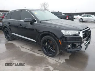 2019 Audi Q7 Prestige with VIN WA1VAAF77KD024993, listed as a IAAI auction lot 41517140 with 91,074 mi miles and . Bid and sale history available at DreamBid. Image 1.