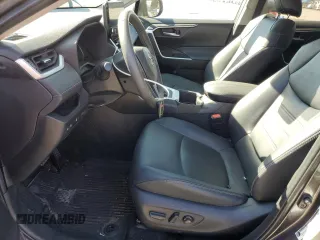 2023 Toyota RAV4 XLE Premium z VIN 2T3A1RFV4PC361375, wystawiony jako Copart lot #53457045 z przebiegiem 23 959 mil mil oraz Szkoda całkowita • Salvage title. Historia ofert i sprzedaży dostępna na DreamBid. Obrazek 7.