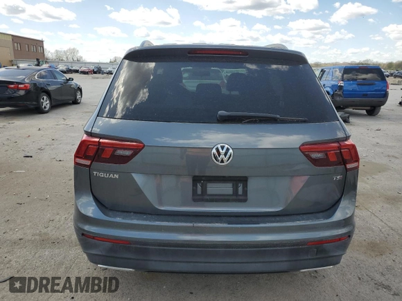 2018 Volkswagen Tiguan S z VIN 3VV1B7AX0JM068527, wystawiony jako Copart lot #51419805 z przebiegiem 86 169 mil mil oraz Szkoda całkowita • Salvage title. Historia ofert i sprzedaży dostępna na DreamBid. Obrazek 6.