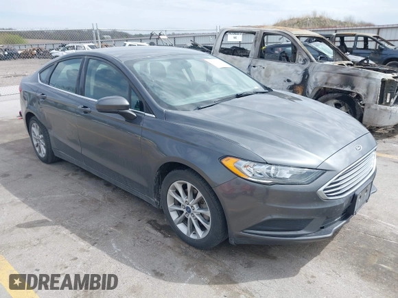 2017 Ford Fusion SE with VIN 3FA6P0H7XHR228922, listed as a IAAI auction lot 42162345 with 186,000 mi miles and . Bid and sale history available at DreamBid. Image 1.