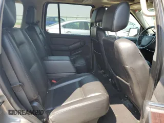 2008 Ford Explorer Limited z VIN 1FMEU75818UB24599, wystawiony jako Copart lot #59559375 z przebiegiem 203 989 mil mil oraz Czysty tytuł • Clean title. Historia ofert i sprzedaży dostępna na DreamBid. Obrazek 11.