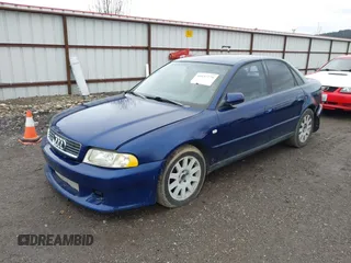 2001 Audi A4 with VIN WAUDC68D91A058099, listed as a IAAI auction lot 41657779 with 152,517 mi miles. Bid and sale history available at carsss.com. Image 2.