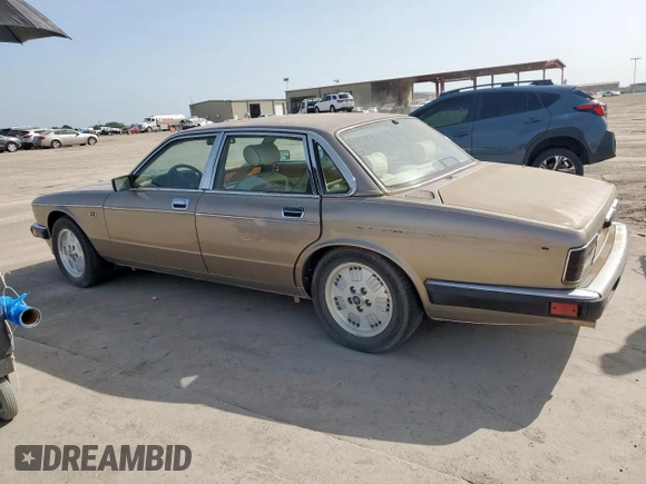 1994 Jaguar XJ с VIN SAJKX174XRC692378, выставлен на аукционе Copart как лот 65275795 с пробегом 80 748 миль миль и Чистый • Clean title. История ставок и продаж доступна на DreamBid. Изображение 2.