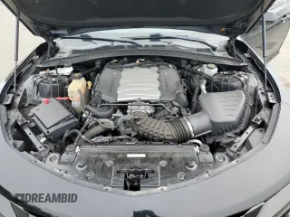 2018 Chevrolet Camaro 2SS z VIN 1G1FH1R72J0174042, wystawiony jako Copart lot #51566455 z przebiegiem 89 022 mil mil oraz Szkody całkowita. Historia ofert i sprzedaży dostępna na DreamBid. Obrazek 13.