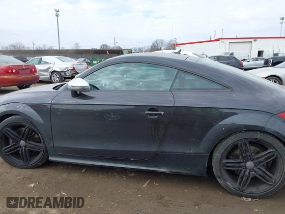 2011 Audi TTS 2.0T z VIN TRUB1AFK5B1016623, wystawiony jako IAAI lot #41699555 z przebiegiem 33 626 mil mil oraz . Historia ofert i sprzedaży dostępna na DreamBid. Obrazek 14.
