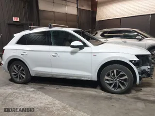 2022 Audi Q5 S line Premium Plus with VIN WA1EAAFY1N2021824, listed as a IAAI auction lot 41428217 with 40,713 mi miles. Bid and sale history available at carsss.com. Image 14.