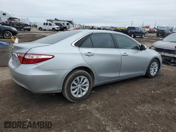 2017 Toyota Camry XLE with VIN 4T1BF1FK1HU637968, listed as a Copart auction lot 46239355 with 68,040 mi miles and Salvage Title. Bid and sale history available at carsss.com. Image 3.