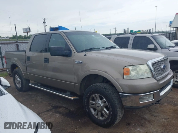 2004 Ford F-150 XLT z VIN 1FTPW14554KB11422, wystawiony jako IAAI lot #42651609 z przebiegiem 238 157 mil mil oraz . Historia ofert i sprzedaży dostępna na DreamBid. Obrazek 13.