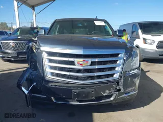 2019 Cadillac Escalade with VIN 1GYS3AKJ8KR255600, listed as a IAAI auction lot 41712803 with 40,507 mi miles. Bid and sale history available at carsss.com. Image 12.