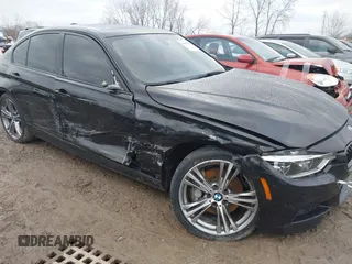 2017 BMW 3 Series 340i xDrive with VIN WBA8B7C37HK806636, listed as a IAAI auction lot 41995561 with 80,524 mi miles. Bid and sale history available at carsss.com. Image 6.