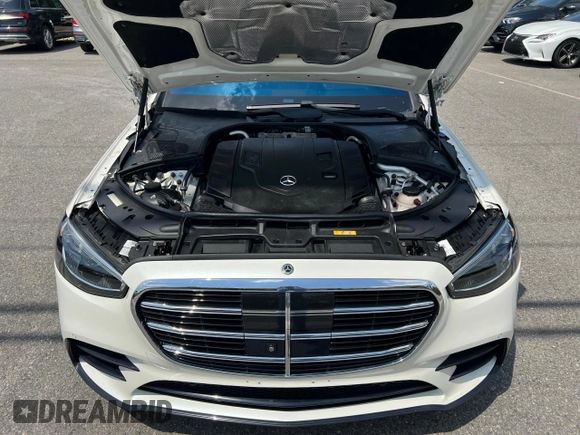 2021 Mercedes-Benz S 580 with VIN W1K6G7GB7MA021505, listed as a Copart auction lot 62408195 with 72,280 mi miles and Clean title. Bid and sale history available at DreamBid. Image 8.