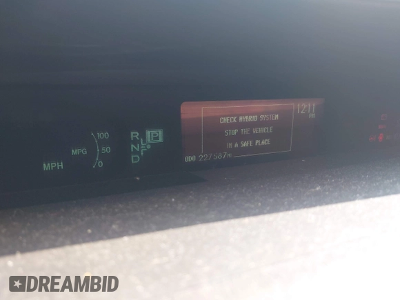 2015 Toyota Prius Four with VIN JTDKN3DUXF1884511, listed as a IAAI auction lot 42145642 with 227,587 mi miles. Bid and sale history available at carsss.com. Image 7.