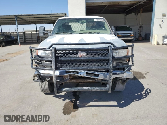 2006 GMC Sierra 2500HD SL with VIN 1GTHK23D26F158546, listed as a Copart auction lot 42225335 with 213,724 mi miles and Salvage title. Bid and sale history available at DreamBid. Image 5.