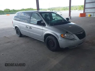 2006 Chrysler Town & Country LX z VIN 2A4GP44R66R793727, wystawiony jako IAAI lot #42234829 z przebiegiem 222 226 mil mil oraz . Historia ofert i sprzedaży dostępna na DreamBid. Obrazek 1.