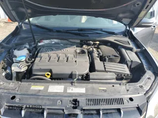 2015 Volkswagen Passat SEL Premium z VIN 1VWCV7A33FC070144, wystawiony jako Copart lot #56777395 z przebiegiem 115 667 mil mil oraz Nie do naprawy • Non repairable. Historia ofert i sprzedaży dostępna na DreamBid. Obrazek 12.
