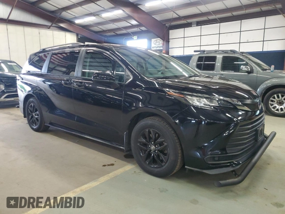 2022 Toyota Sienna LE z VIN 5TDKSKFC7NS046607, wystawiony jako Copart lot #59079205 z przebiegiem 190 151 mil mil oraz Czysty tytuł • Clean title. Historia ofert i sprzedaży dostępna na DreamBid. Obrazek 4.