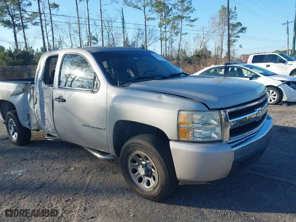 2008 Chevrolet Silverado 1500 Work Truck with VIN 1GCEC19X28Z147009, listed as a IAAI auction lot 41497427 with 181,415 mi miles. Bid and sale history available at carsss.com. Image 1.