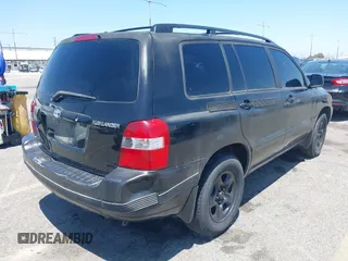 2005 Toyota Highlander with VIN JTEGD21A650114156, listed as a IAAI auction lot 42291074 with 157,370 mi miles and . Bid and sale history available at DreamBid. Image 4.
