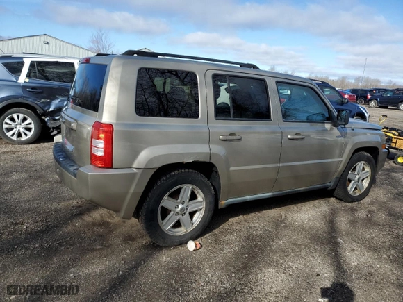 2010 Jeep Patriot Sport with VIN 1J4NT2GBXAD546132, listed as a Copart auction lot 49180775 with 262,324 mi miles and Clean Title. Bid and sale history available at carsss.com. Image 3.