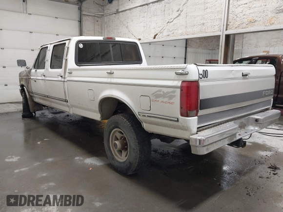 1995 Ford F-350 с VIN 1FTJW36F0SEA42142, выставлен на аукционе IAAI как лот 41818083 с пробегом Не указан миль и . История ставок и продаж доступна на DreamBid. Изображение 3.