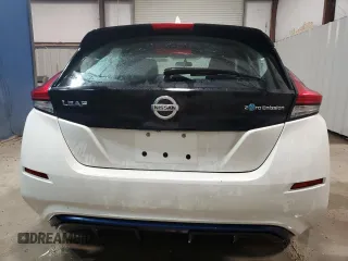 2018 Nissan LEAF S with VIN 1N4AZ1CP6JC311673, listed as a Copart auction lot 54457335 with 52,693 mi miles and Clean Title. Bid and sale history available at DreamBid. Image 6.