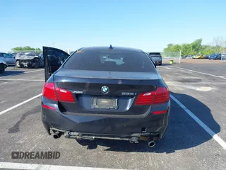 2015 BMW 5 Series 535i xDrive with VIN WBA5B3C54FD541138, listed as a IAAI auction lot 42043269 with 172,714 mi miles. Bid and sale history available at carsss.com. Image 16.