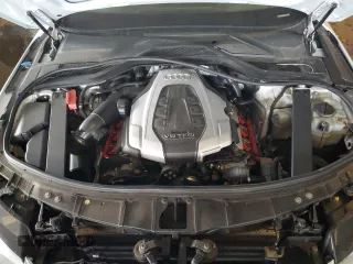 2017 Audi A8 with VIN WAU44AFD2HN009512, listed as a Copart auction lot 84442474 with 44,174 mi miles and Salvage title. Bid and sale history available at DreamBid. Image 11.
