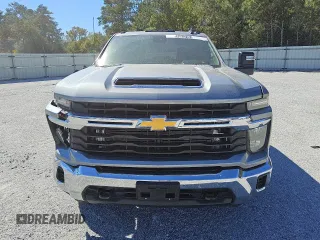 2024 Chevrolet Silverado 3500HD LT with VIN 1GC4YTEY0RF395947, listed as a Copart auction lot 76929794 with 14,043 mi miles and Clean Title. Bid and sale history available at carsss.com. Image 5.