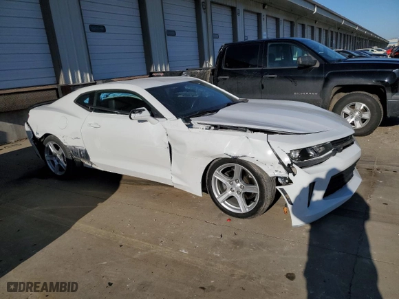 2018 Chevrolet Camaro 2LT with VIN 1G1FD1RS5J0168185, listed as a Copart auction lot 43020075 with 56,312 mi miles and Salvage Title. Bid and sale history available at carsss.com. Image 4.