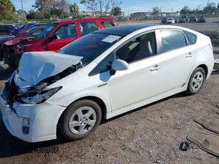 2010 Toyota Prius II with VIN JTDKN3DU1A0089183, listed as a IAAI auction lot 41690634 with 120,805 mi miles. Bid and sale history available at carsss.com. Image 2.