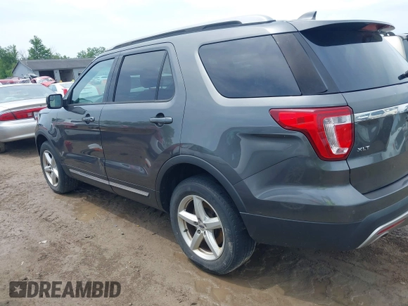2017 Ford Explorer XLT z VIN 1FM5K8D87HGB29110, wystawiony jako IAAI lot #42523409 z przebiegiem 124 818 mil mil oraz . Historia ofert i sprzedaży dostępna na DreamBid. Obrazek 14.