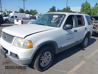 2003 Ford Explorer XLT z VIN 1FMZU63K73ZB17050, wystawiony jako IAAI lot #42301408 z przebiegiem 55 825 mil mil oraz . Historia ofert i sprzedaży dostępna na DreamBid. Obrazek 2.
