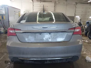2013 Chrysler 200 Touring with VIN 1C3CCBBB5DN602677, listed as a IAAI auction lot 41644651 with 183,556 mi miles. Bid and sale history available at carsss.com. Image 17.