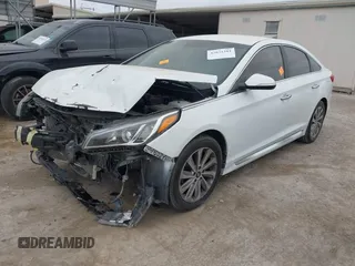 2015 Hyundai Sonata Limited with VIN 5NPE34AF8FH043701, listed as a IAAI auction lot 42031281 with 175,210 mi miles and . Bid and sale history available at carsss.com. Image 2.